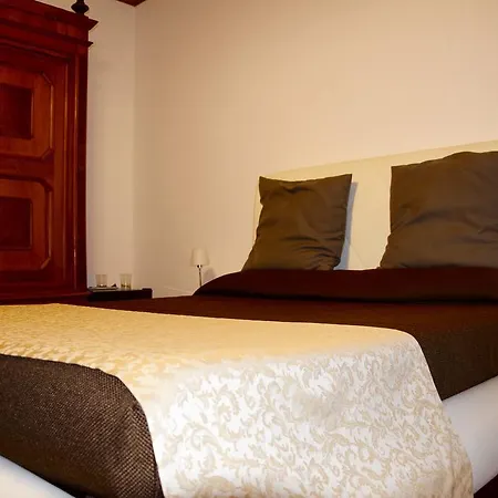 Gasthuis Ball Loc 04163 3*